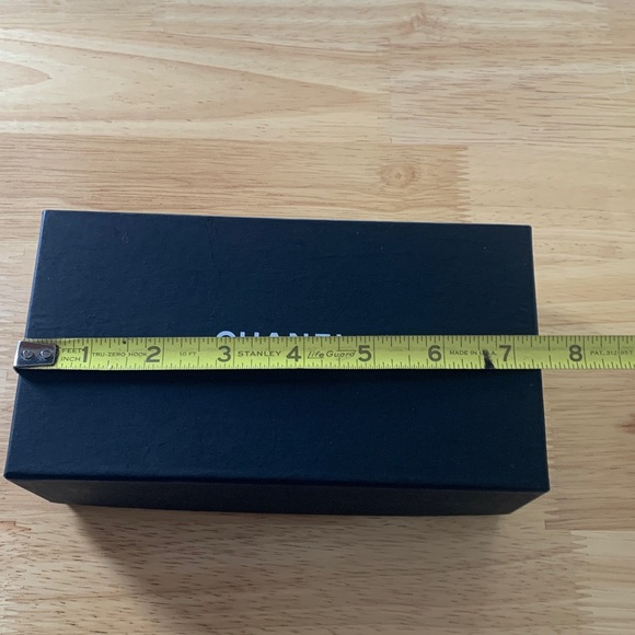 Chanel Box - Picture 5 of 6